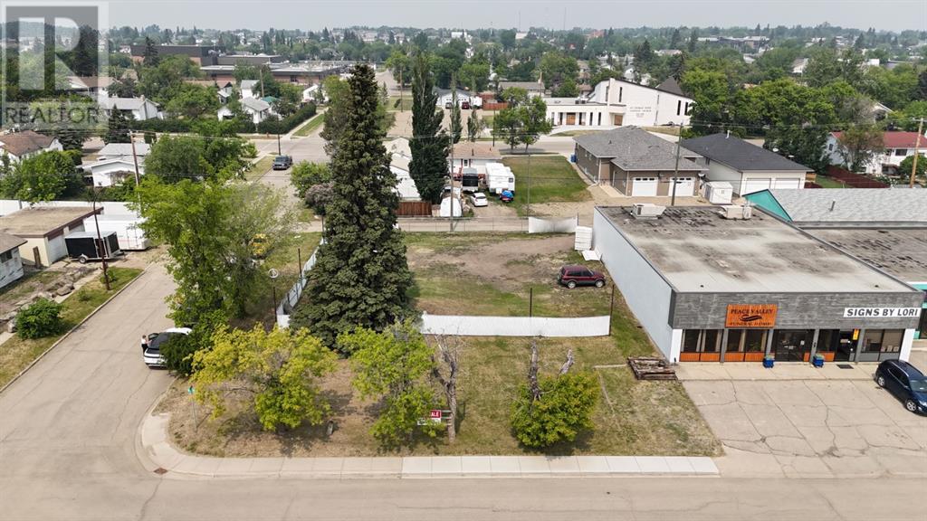 Photo 7 of 11136 101 Avenue, Fairview AB