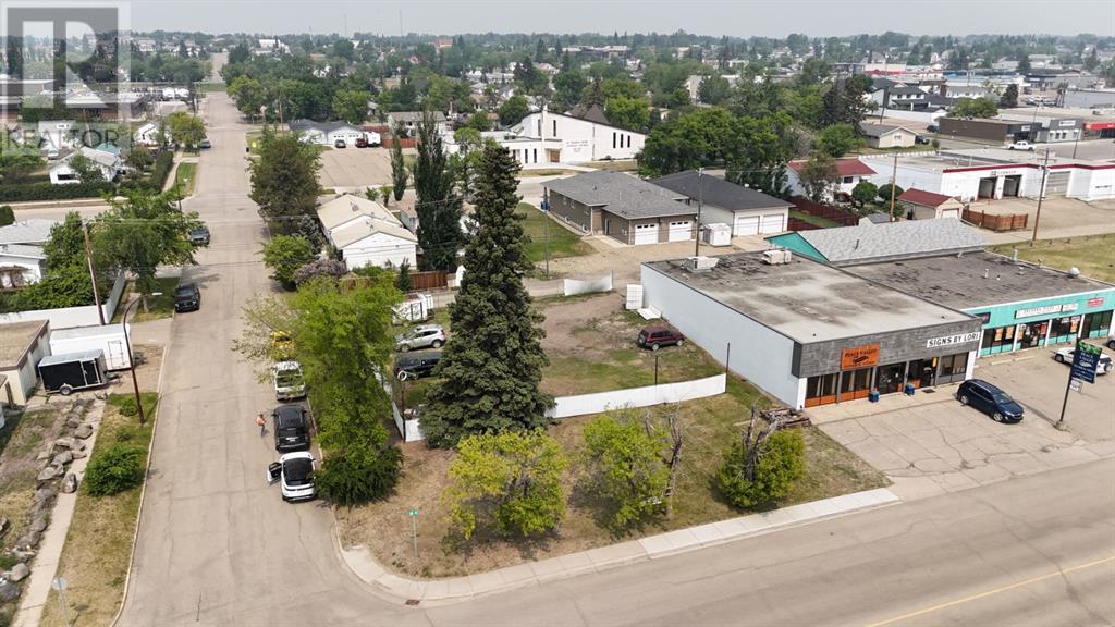 Photo 1 of 11136 101 Avenue, Fairview AB