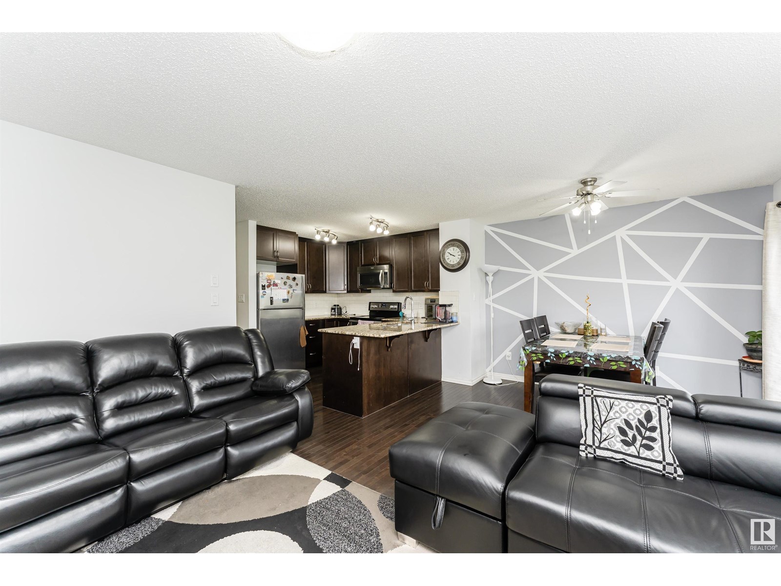 Photo 26 of 3722 9 St Nw, Edmonton AB