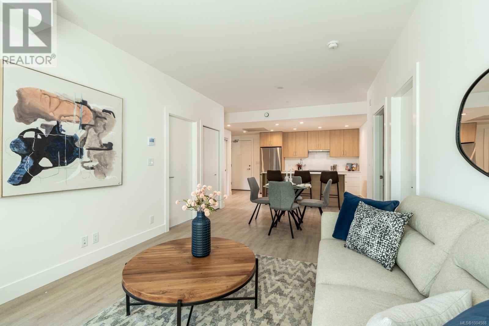 #404 258 HELMCKEN RD - 5