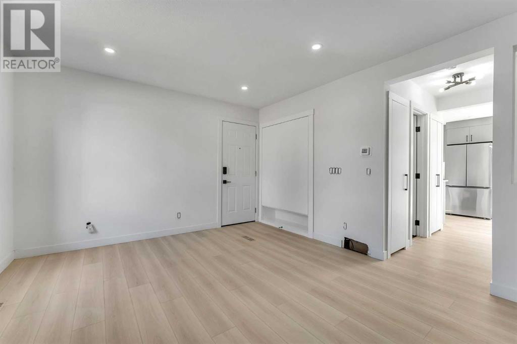 Single Family House for Sale in  Deer Ridge Way SE Deer Ridge Calgary 