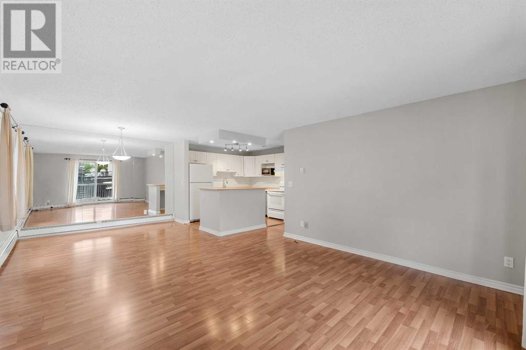Single Family House for Sale in    Avenue SW Cliff Bungalow Calgary 