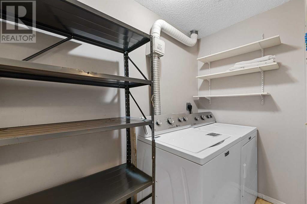 Single Family House for Sale in    Avenue SW Cliff Bungalow Calgary 
