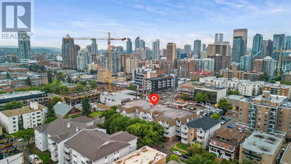 Single Family House for Sale in    Avenue SW Cliff Bungalow Calgary 
