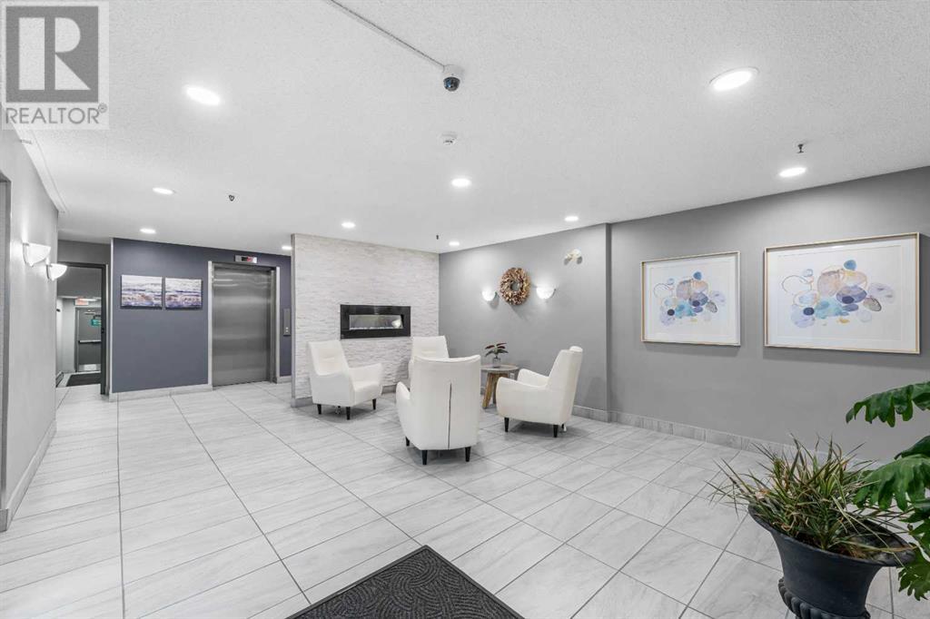 Single Family House for Sale in    Avenue SW Cliff Bungalow Calgary 