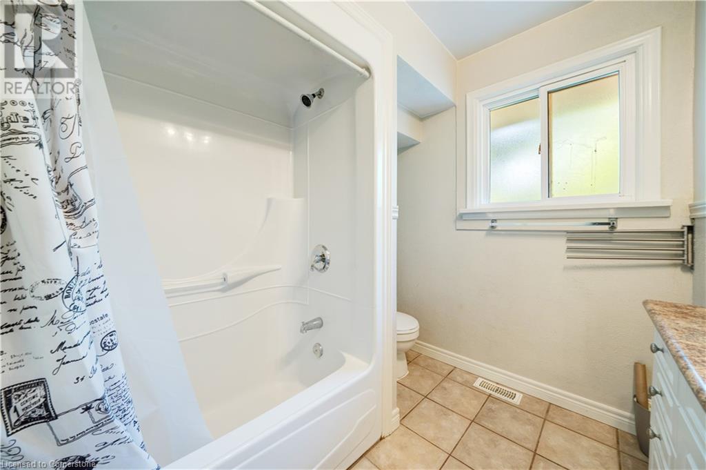 Photo 27 of 84 Jacobson Avenue, St Catharines ON