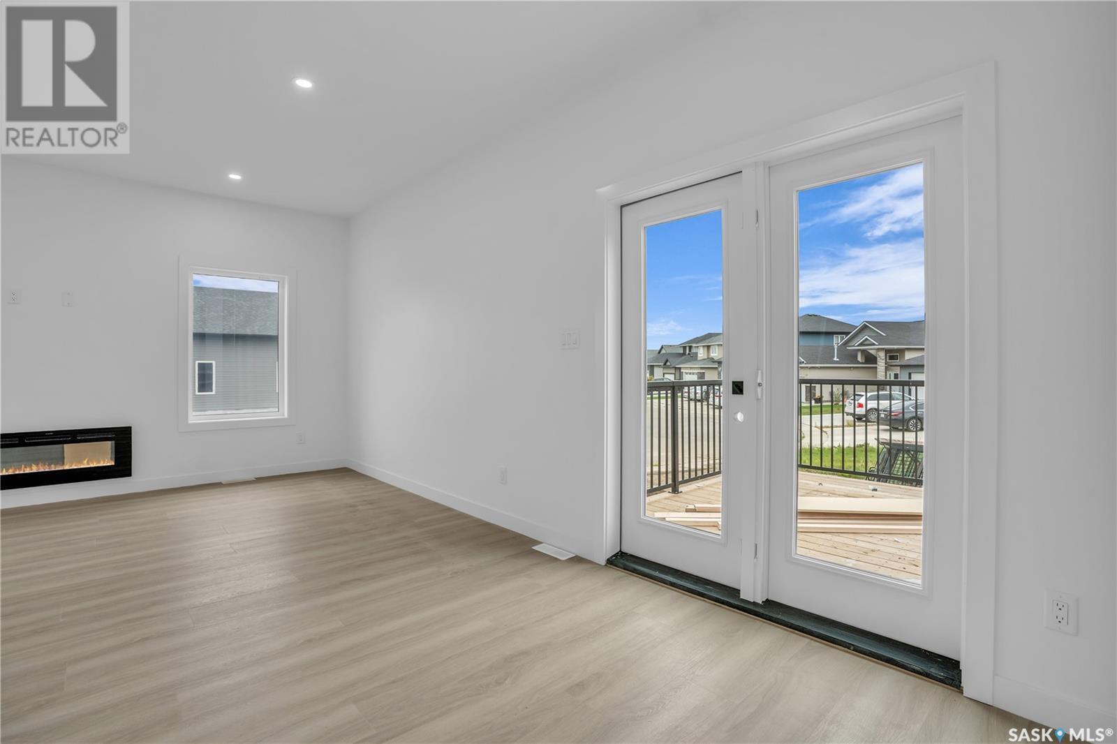 Photo 12 of 570 Kinloch Court, Saskatoon SK