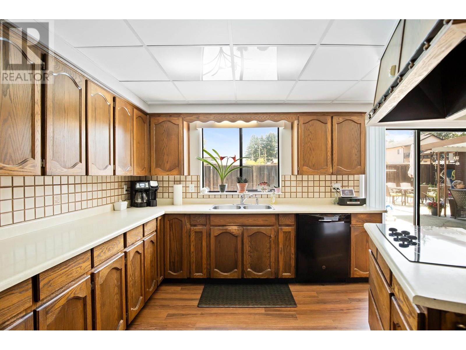 Photo 13 of 12222 Fletcher Street, Maple Ridge BC