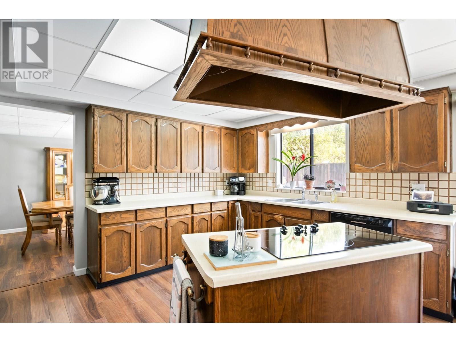 Photo 15 of 12222 Fletcher Street, Maple Ridge BC