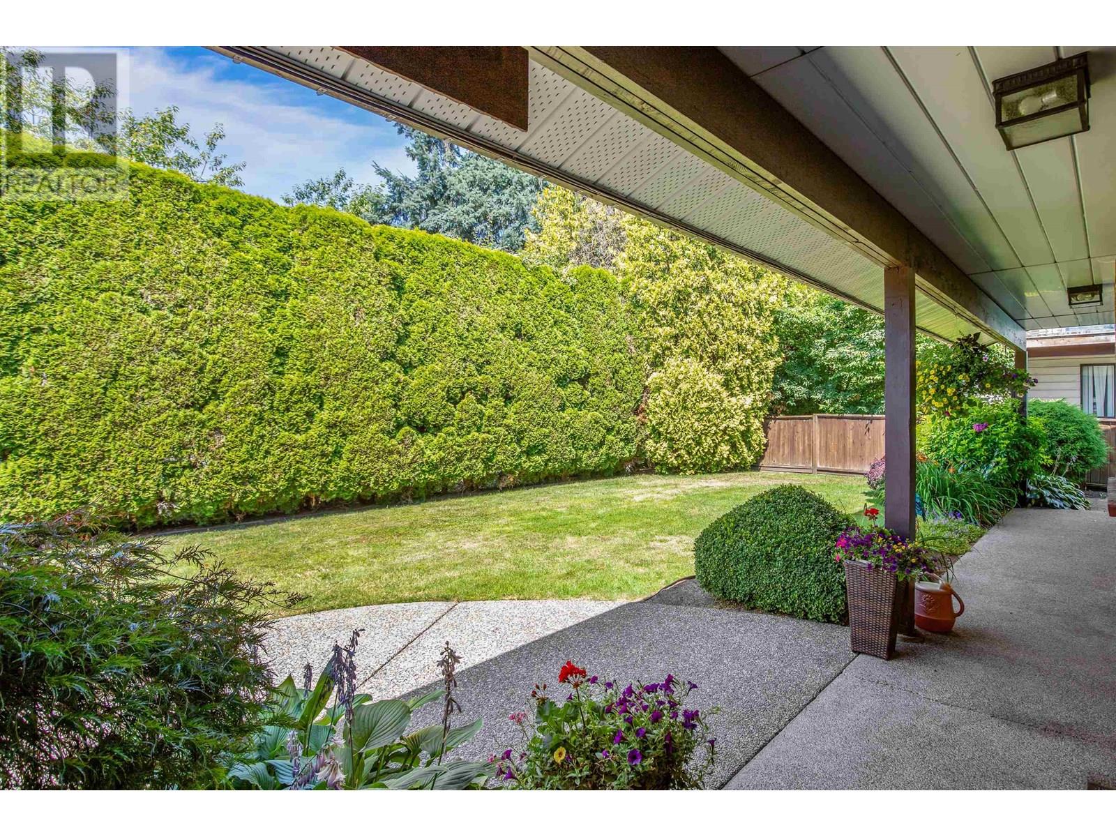 Photo 4 of 12222 Fletcher Street, Maple Ridge BC
