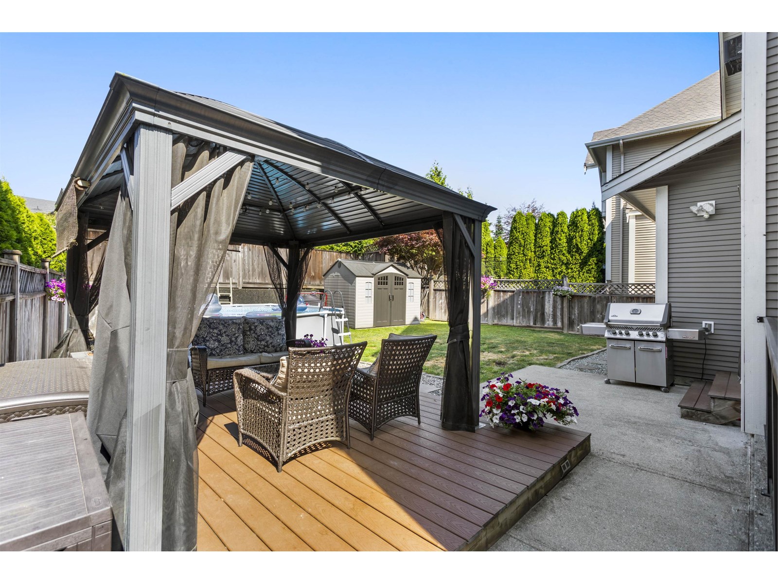 Photo 4 of 7065 208 A Street, Langley BC