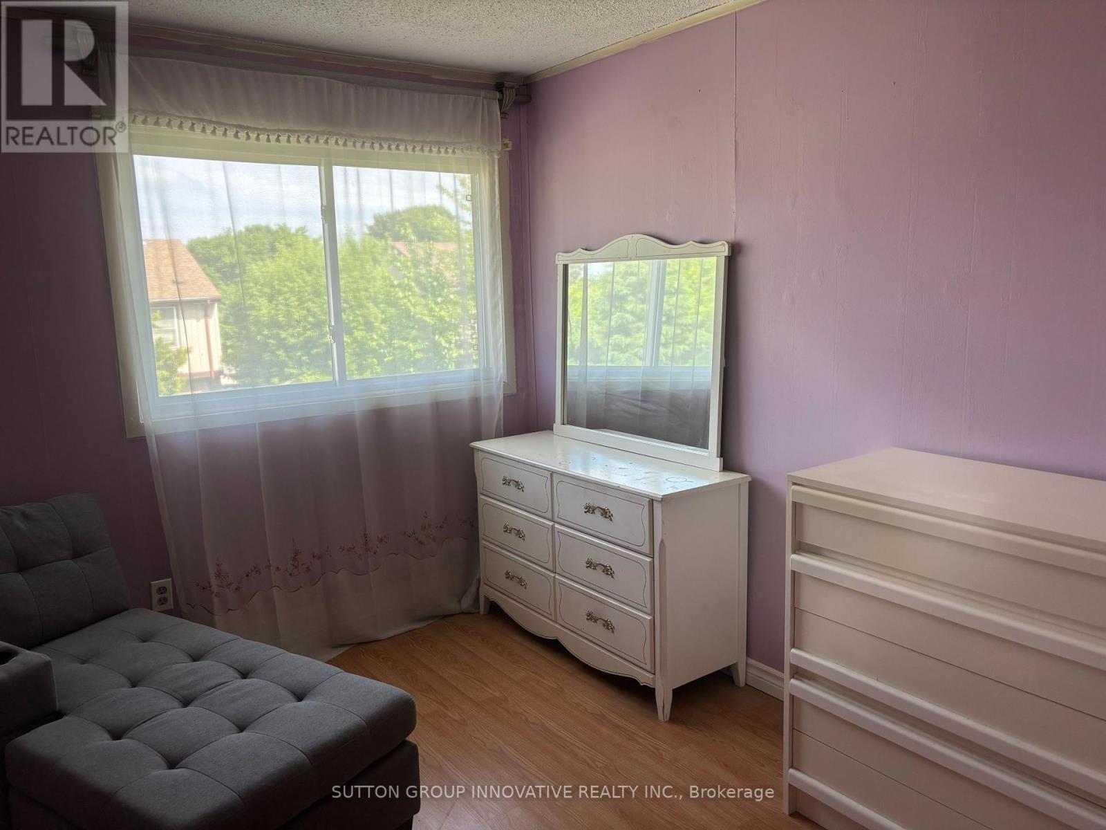Photo 17 of 657 Upper Wentworth Street, Hamilton ON
