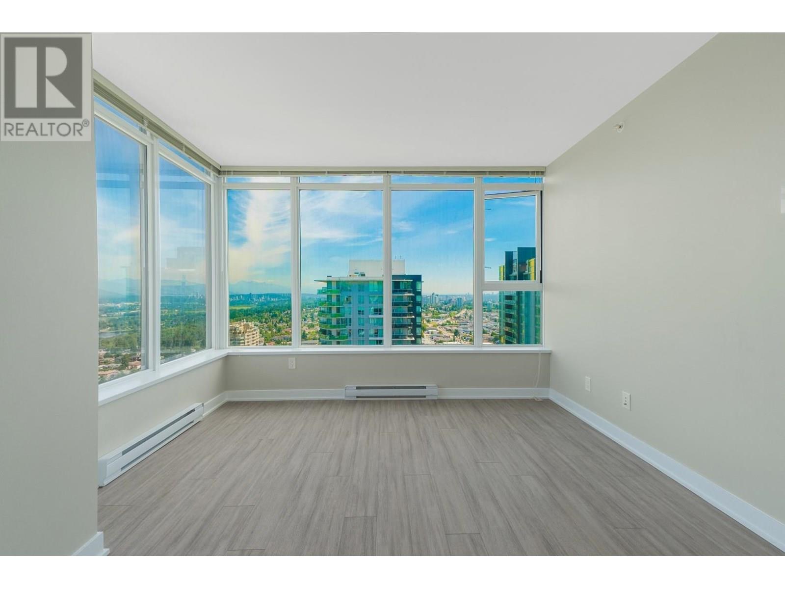 Photo 9 of 4105 4900 Lennox Lane, Burnaby BC