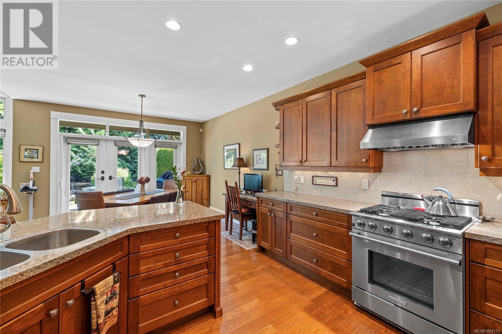 649 Eaglewood Crt, Qualicum Beach