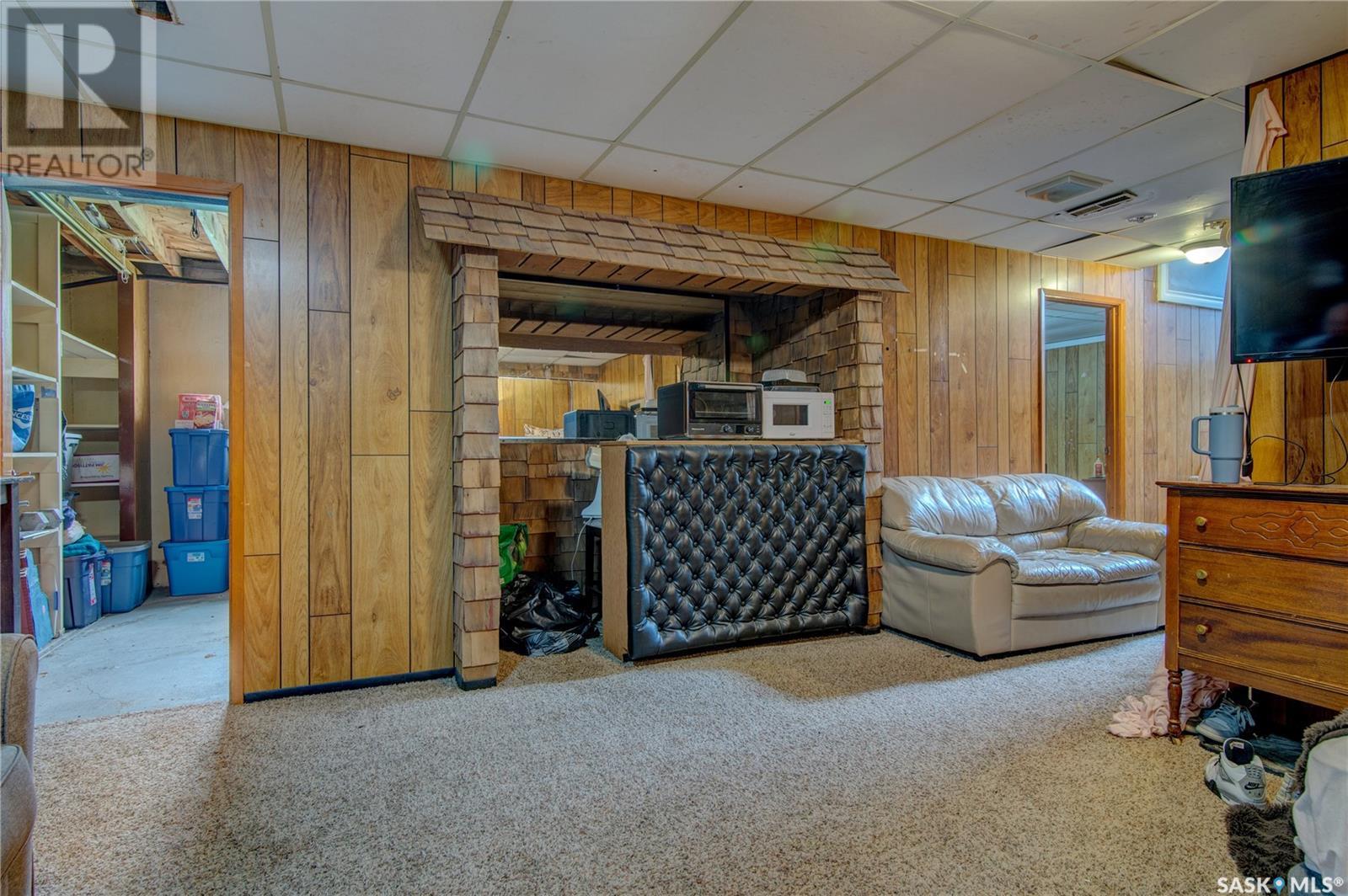 Single Family House Bungalow for Sale in  Horace STREET Regina 