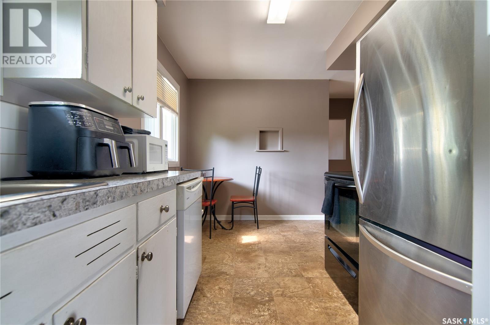 Single Family House Bungalow for Sale in  Horace STREET Regina 