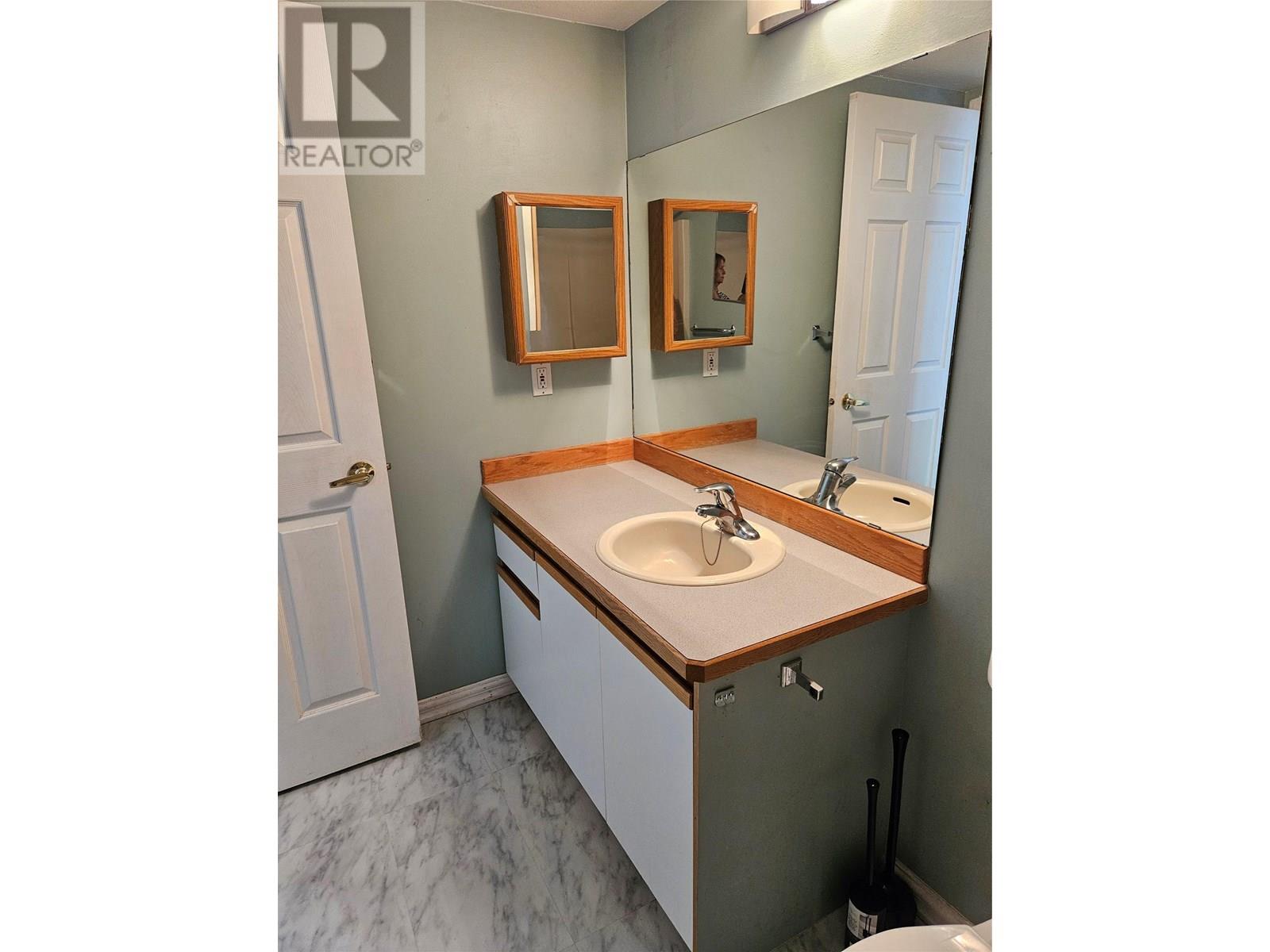 #307 2295 BLAIR STREET - 10