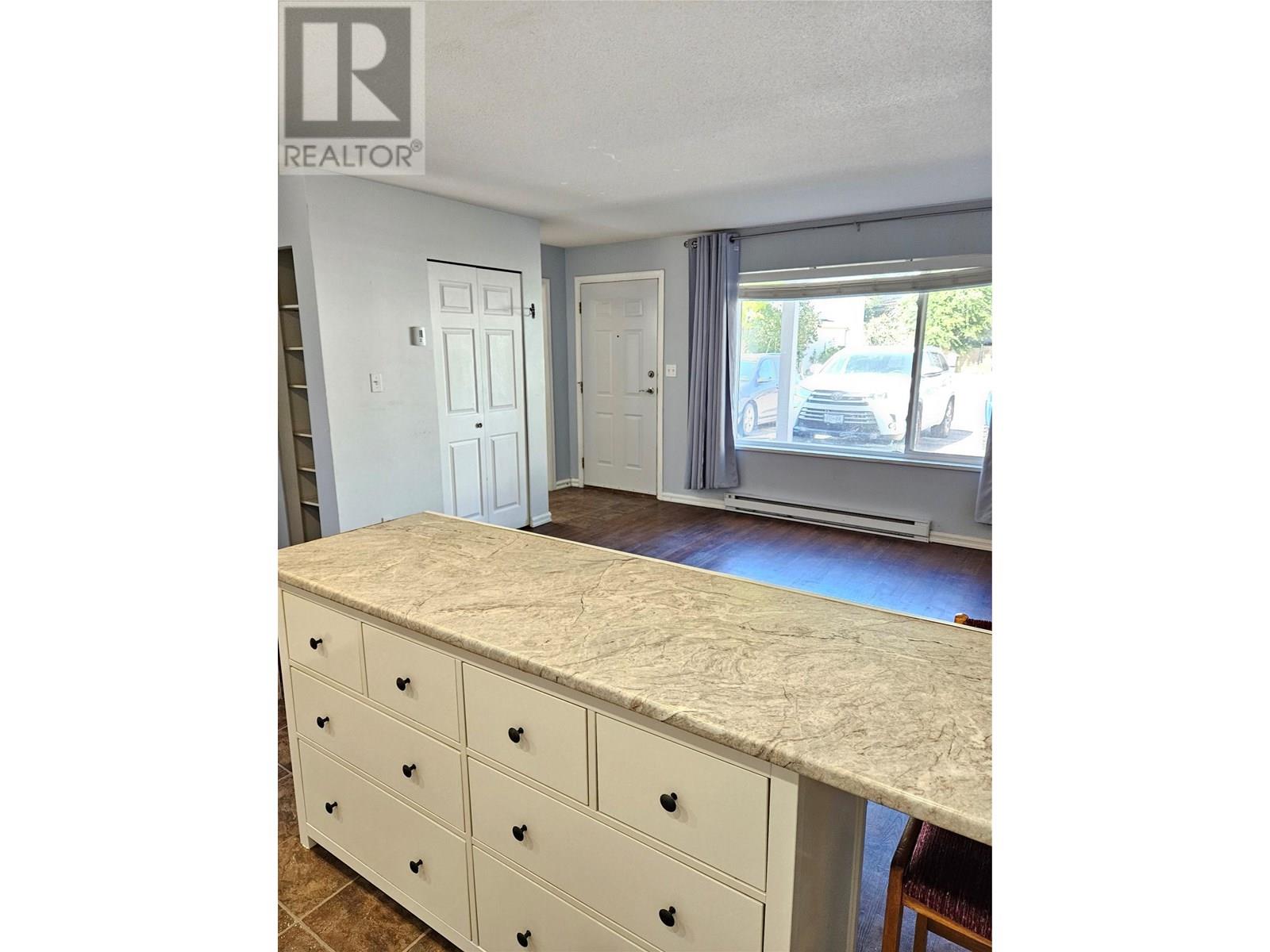 #307 2295 BLAIR STREET - 7