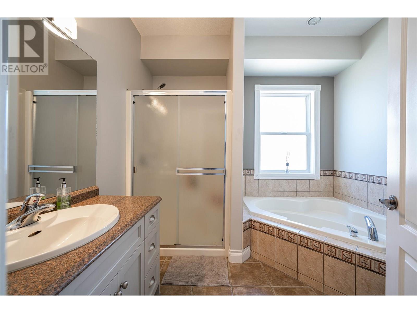 Photo 38 of 733 Mt York Drive, Coldstream BC