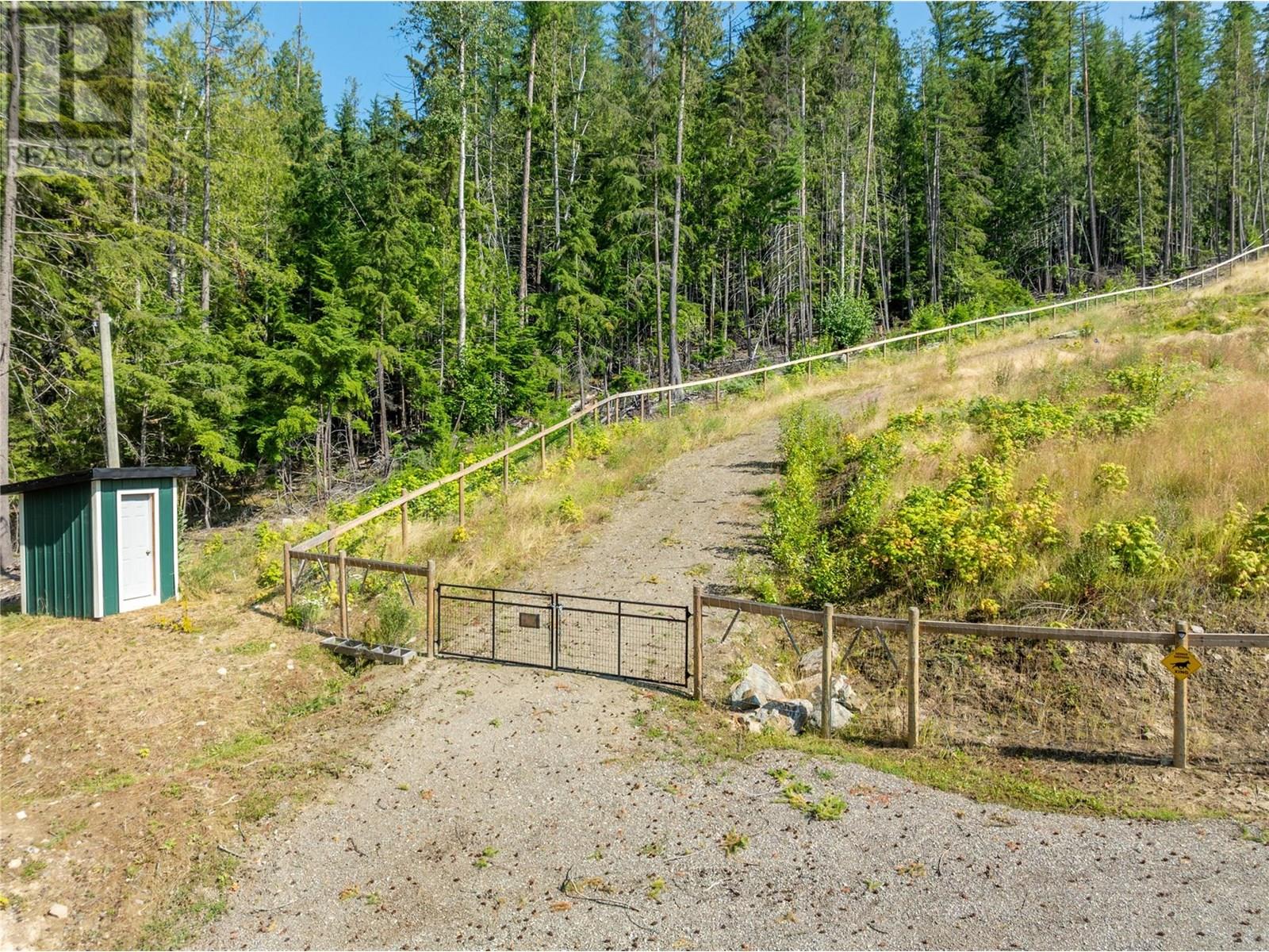 Photo 7 of 6226 Armstrong Road, Eagle Bay BC