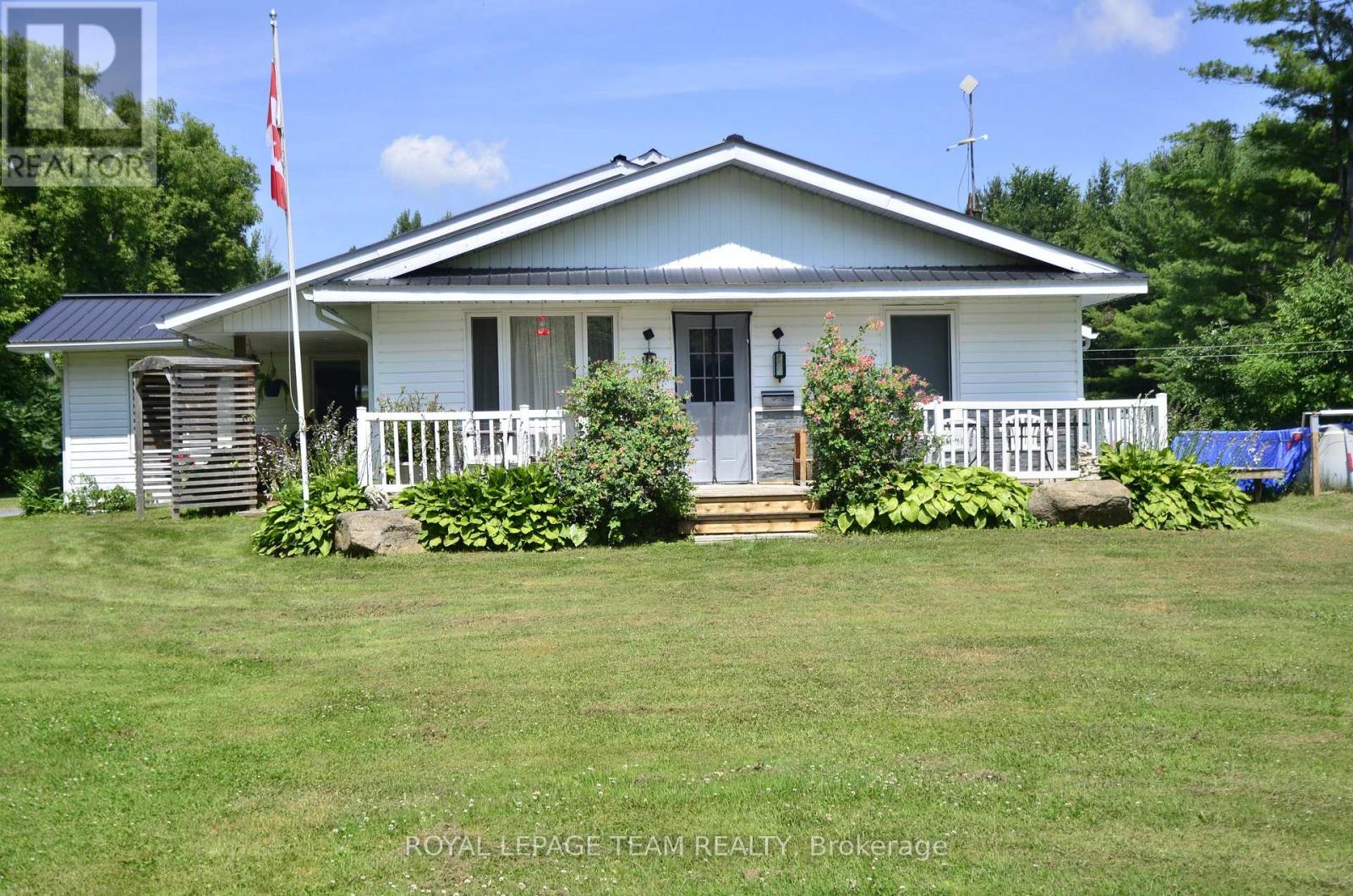 Photo 4 of 10355 Broken Second Road W, South Dundas ON