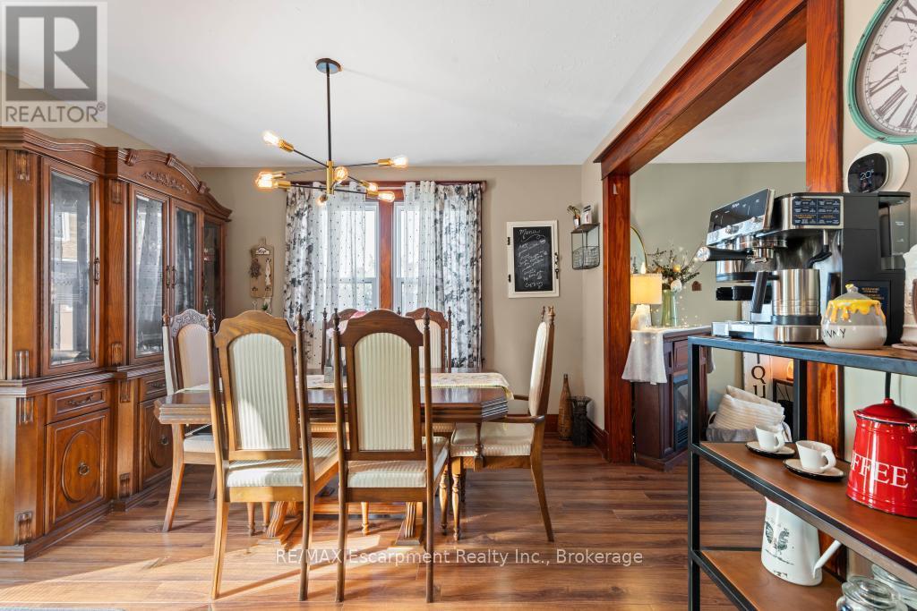 Photo 11 of 11 Facer Street, St Catharines ON