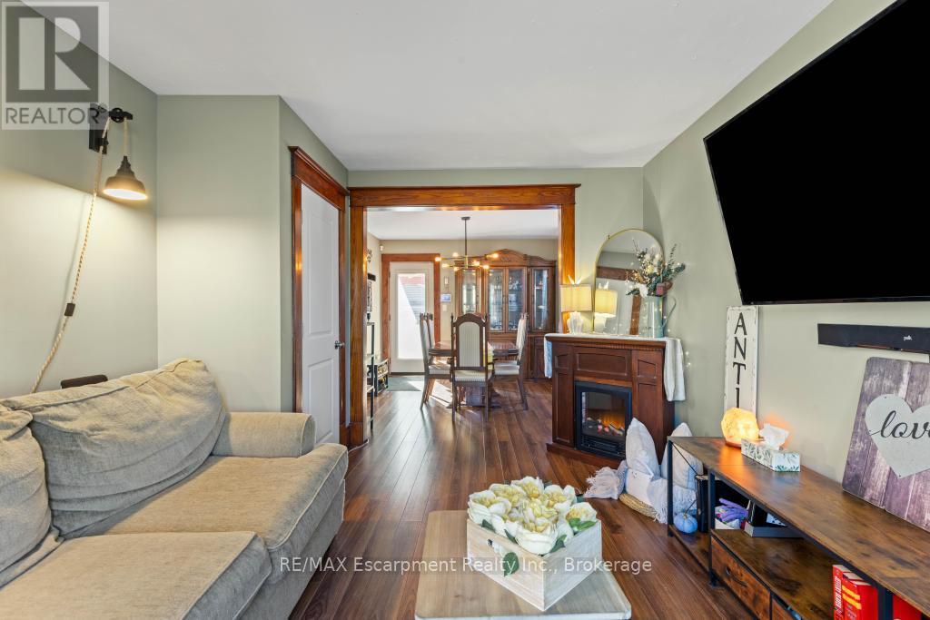 Photo 13 of 11 Facer Street, St Catharines ON