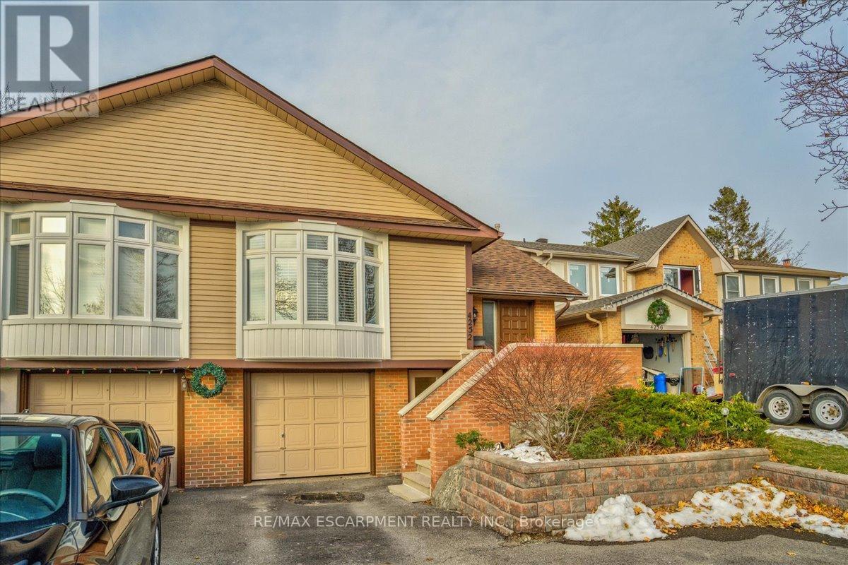 Photo 2 of Lower 4252 Jefton Crescent, Mississauga ON