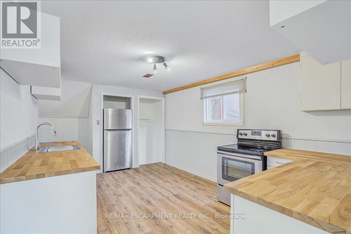 Photo 7 of Lower 4252 Jefton Crescent, Mississauga ON