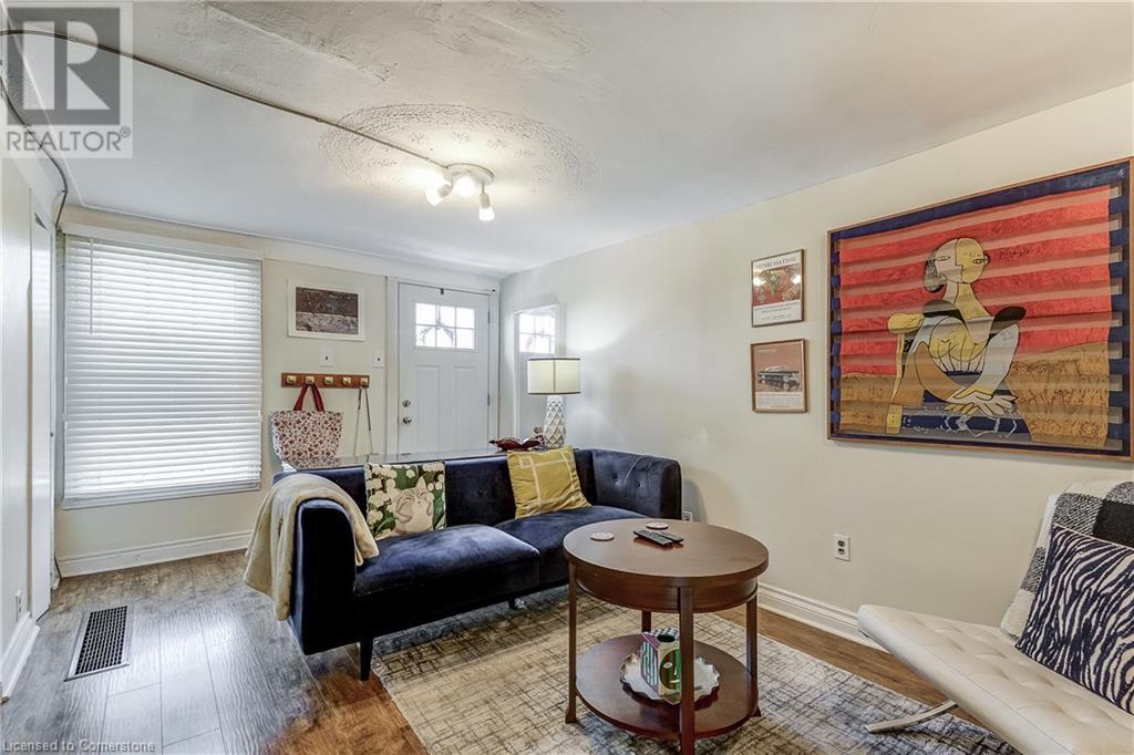 Photo 12 of 201 Barton Street W, Hamilton ON