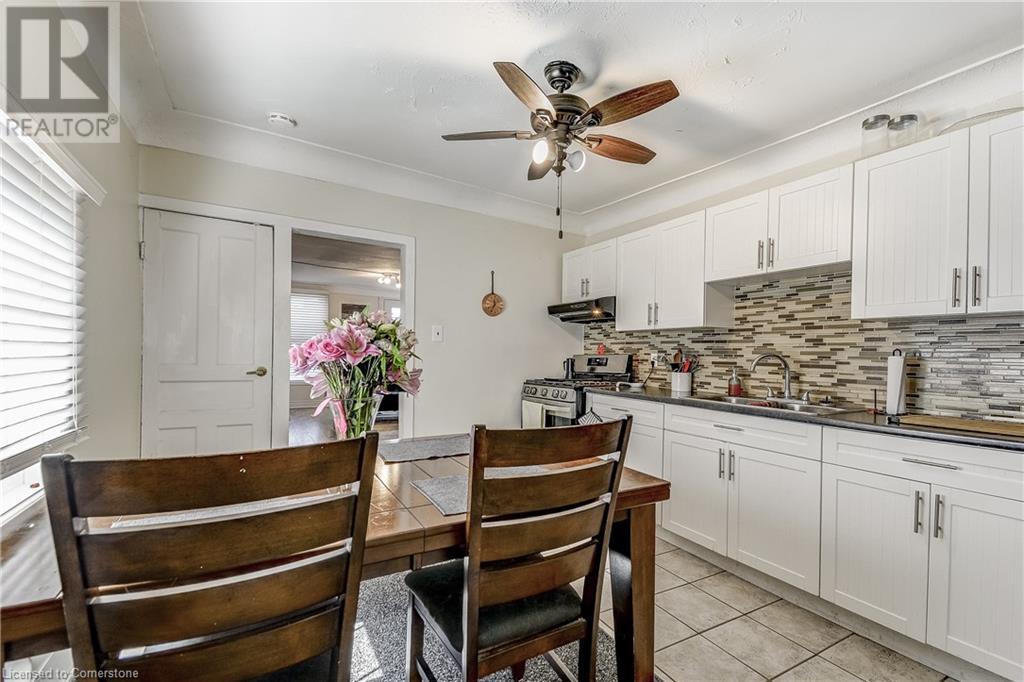 Photo 16 of 201 Barton Street W, Hamilton ON