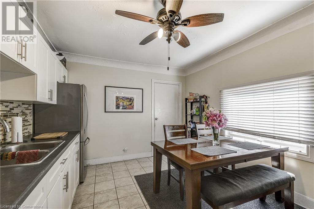 Photo 19 of 201 Barton Street W, Hamilton ON