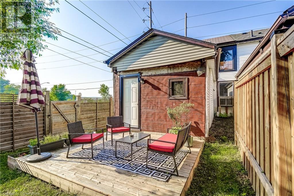 Photo 37 of 201 Barton Street W, Hamilton ON