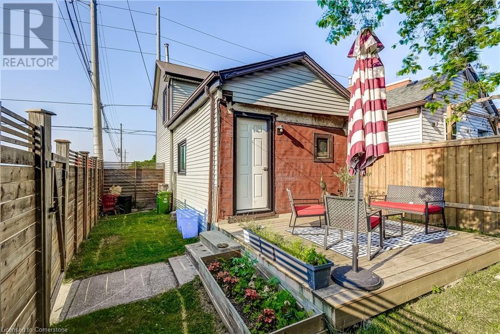 Photo 38 of 201 Barton Street W, Hamilton ON