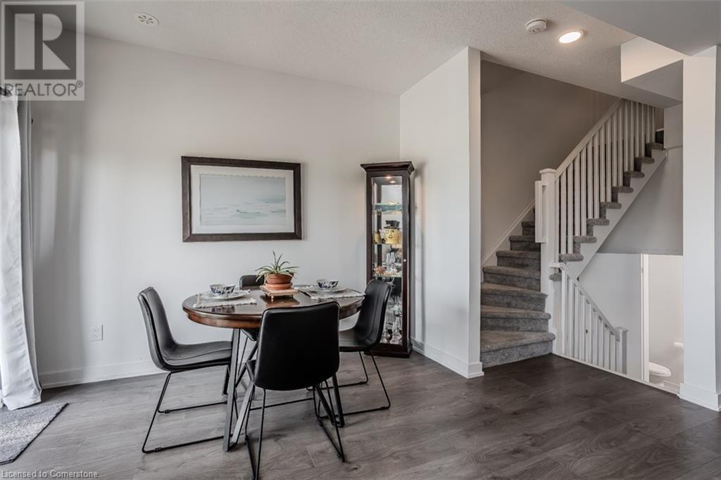 Photo 9 of 1121 Cooke Boulevard Unit 28, Burlington ON