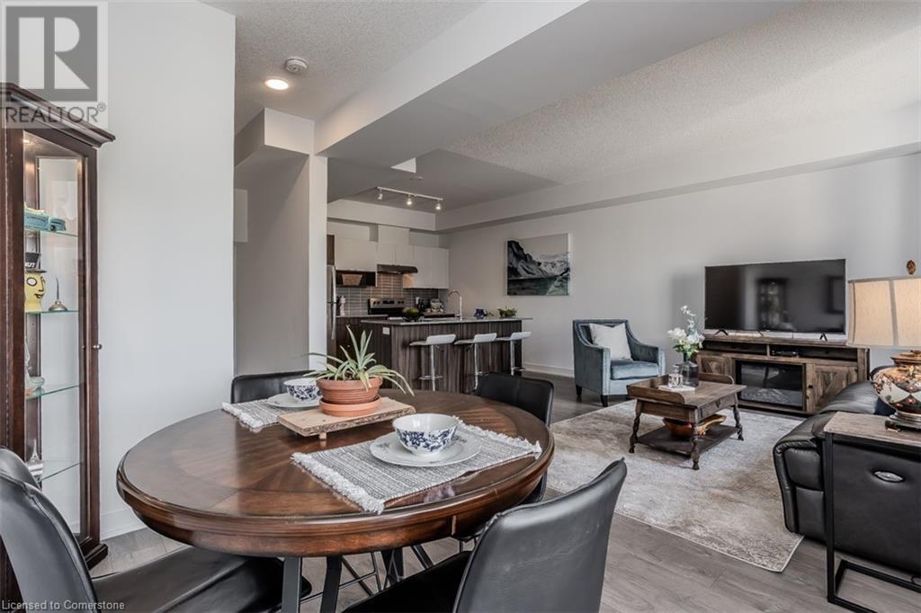 Photo 10 of 1121 Cooke Boulevard Unit 28, Burlington ON