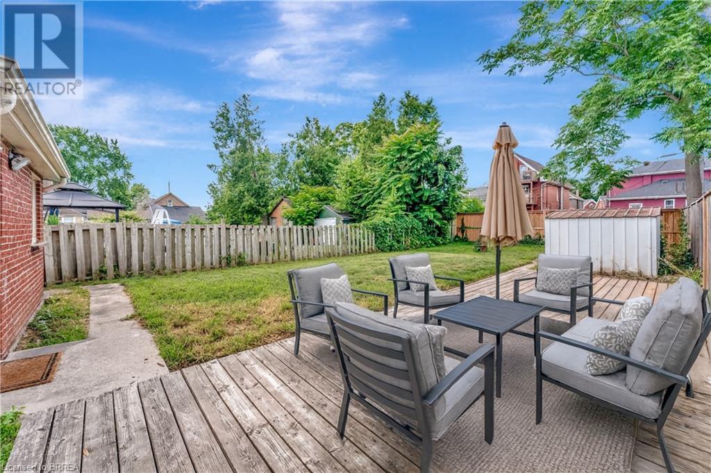 Photo 16 of 212 William Street, Brantford ON