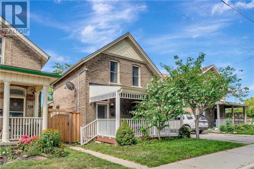 Photo 3 of 212 William Street, Brantford ON