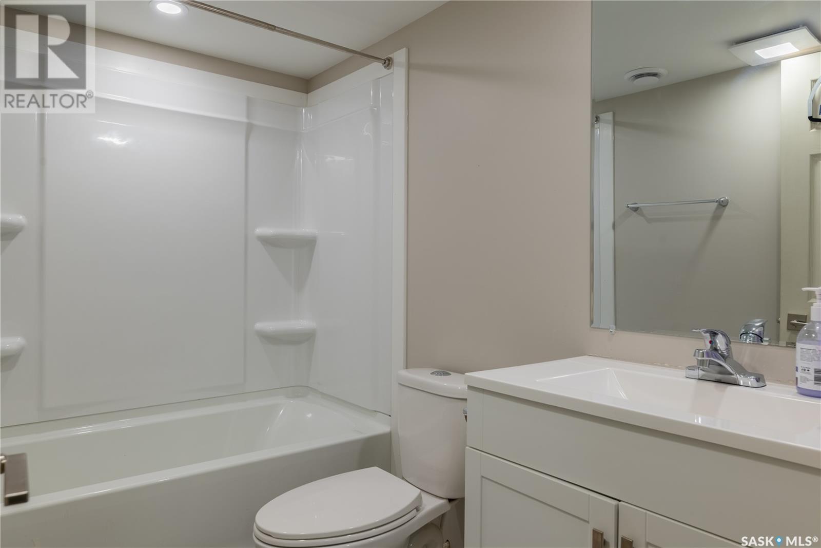 Photo 18 of A 3905 James Hill Road, Regina SK