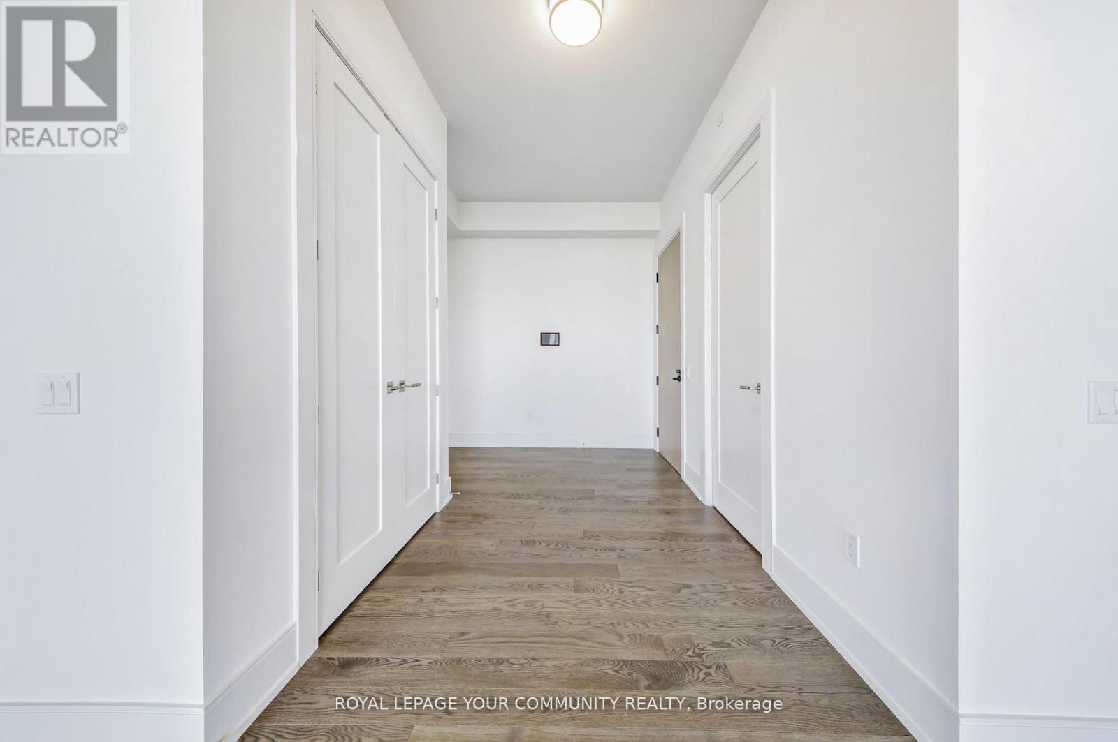 Photo 12 of 3303 10 Inn On The Park Drive, Toronto ON
