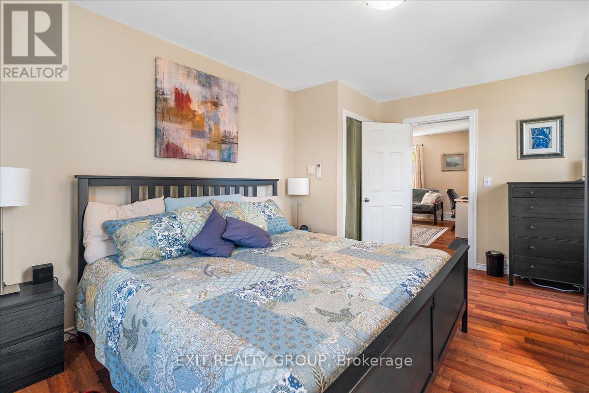 Photo 19 of 34 Alfred Street, Quinte West ON