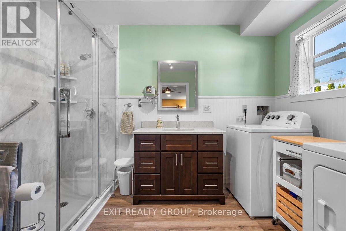 Photo 11 of 34 Alfred Street, Quinte West ON
