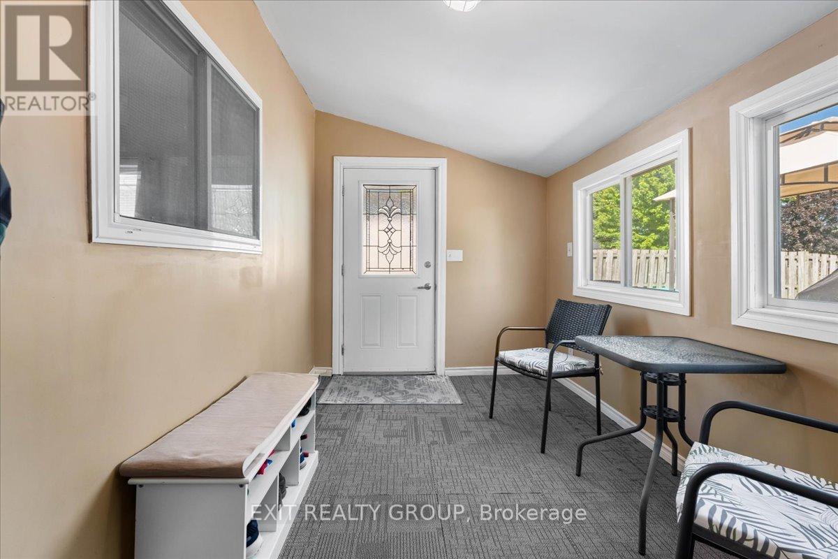 Photo 16 of 34 Alfred Street, Quinte West ON