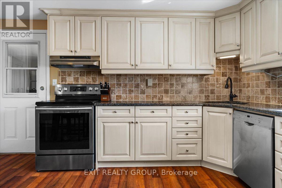 Photo 33 of 34 Alfred Street, Quinte West ON