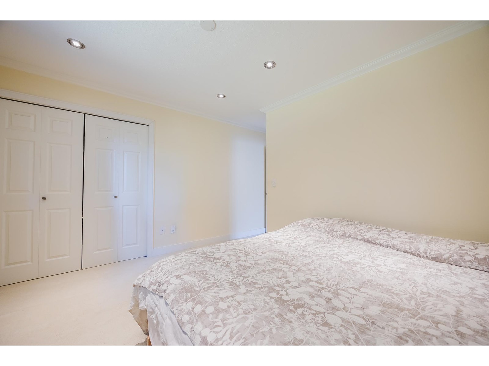 Photo 18 of 20928 96 Avenue, Langley BC