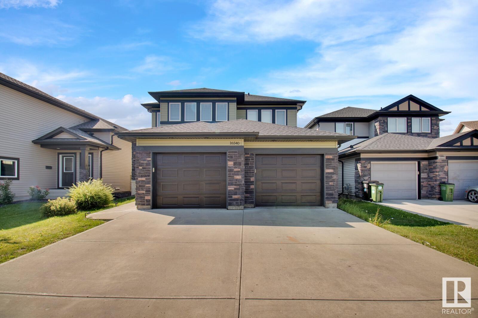 Photo 1 of 16540 131 St Nw, Edmonton AB