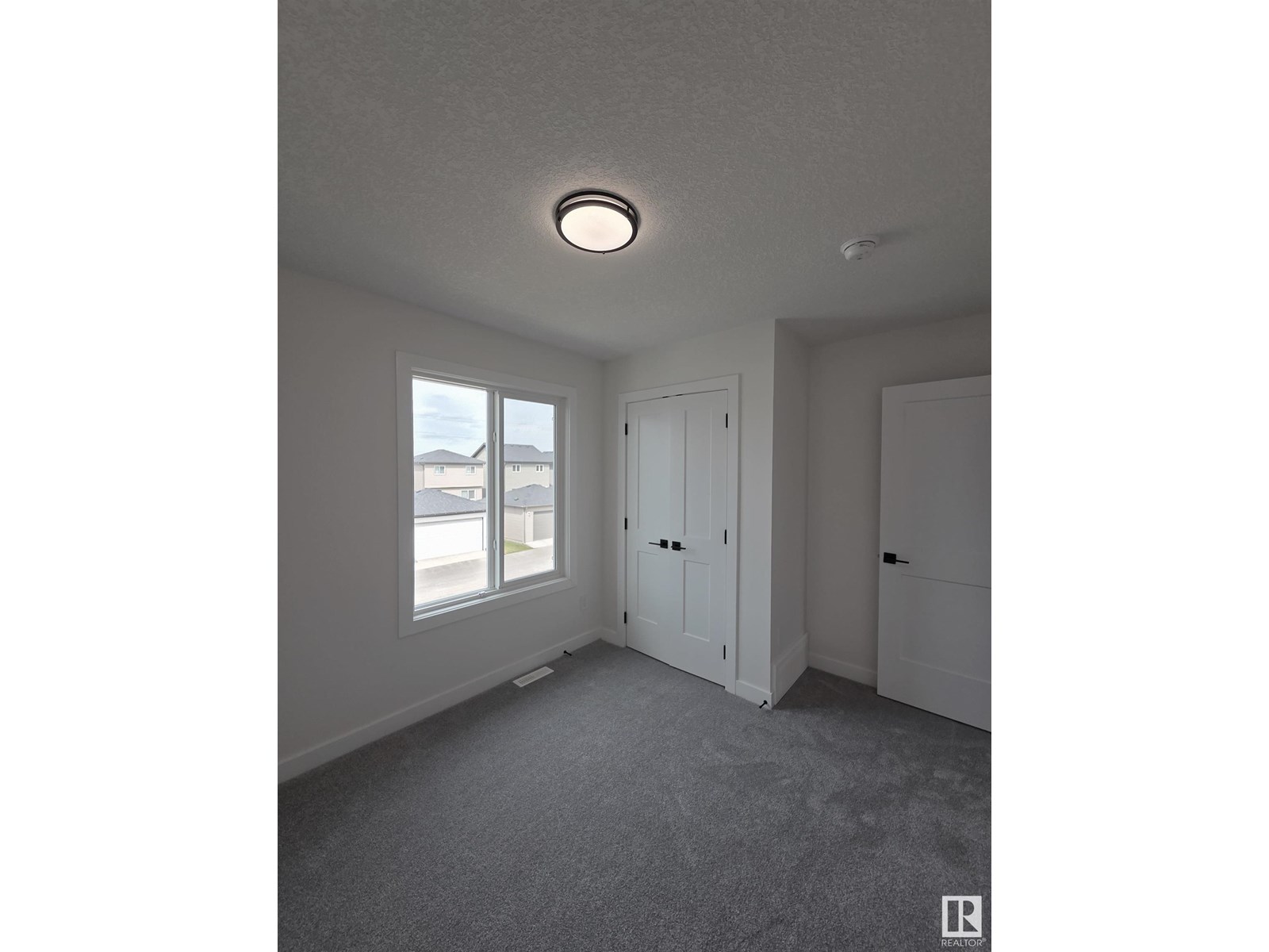 Photo 16 of 50 Wyatt Rdg, Fort Saskatchewan AB