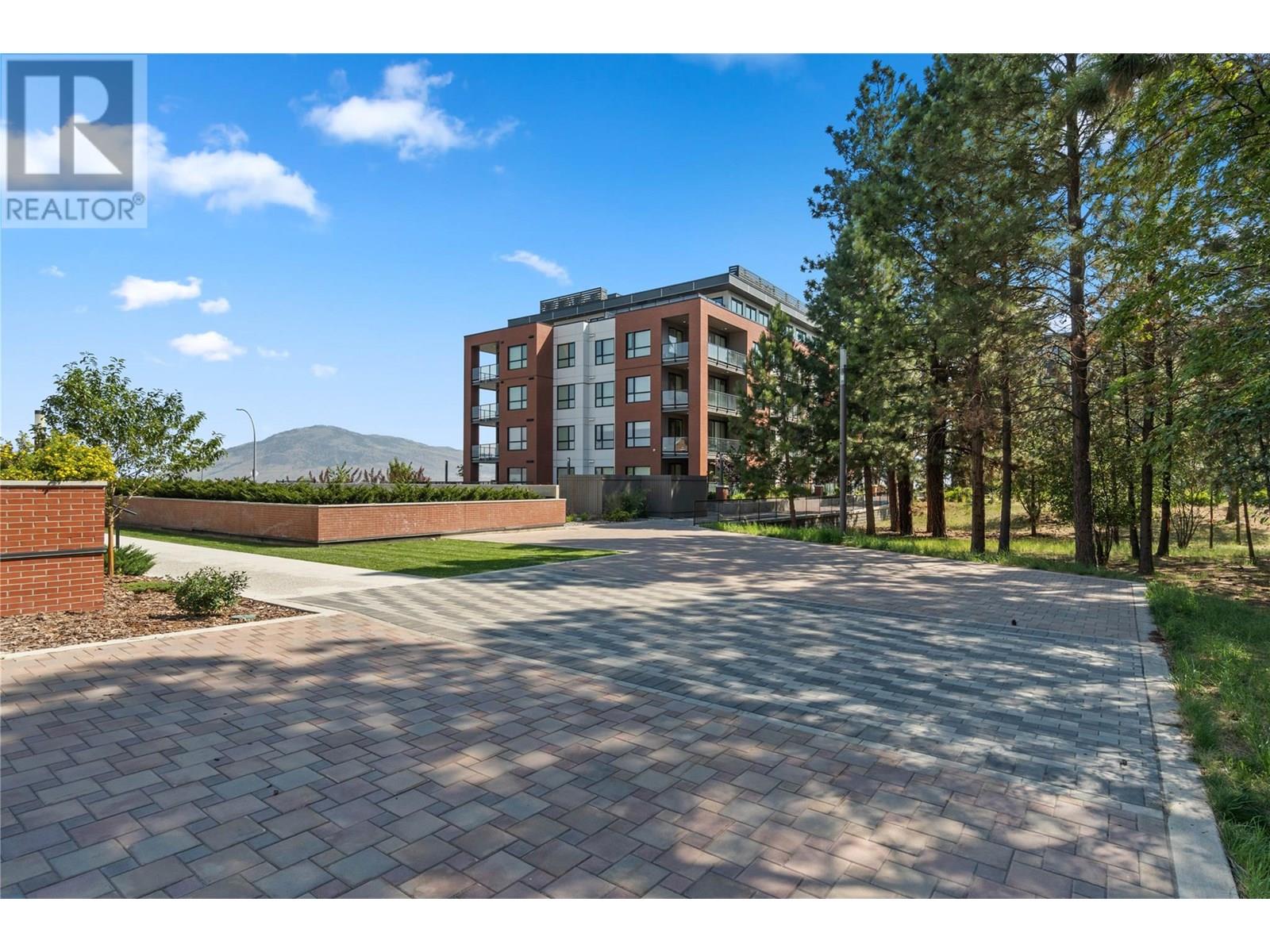 885 UNIVERSITY Drive Unit# 114, Kamloops