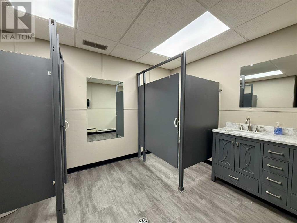 Photo 9 of 5004 51 Ave, Ponoka AB