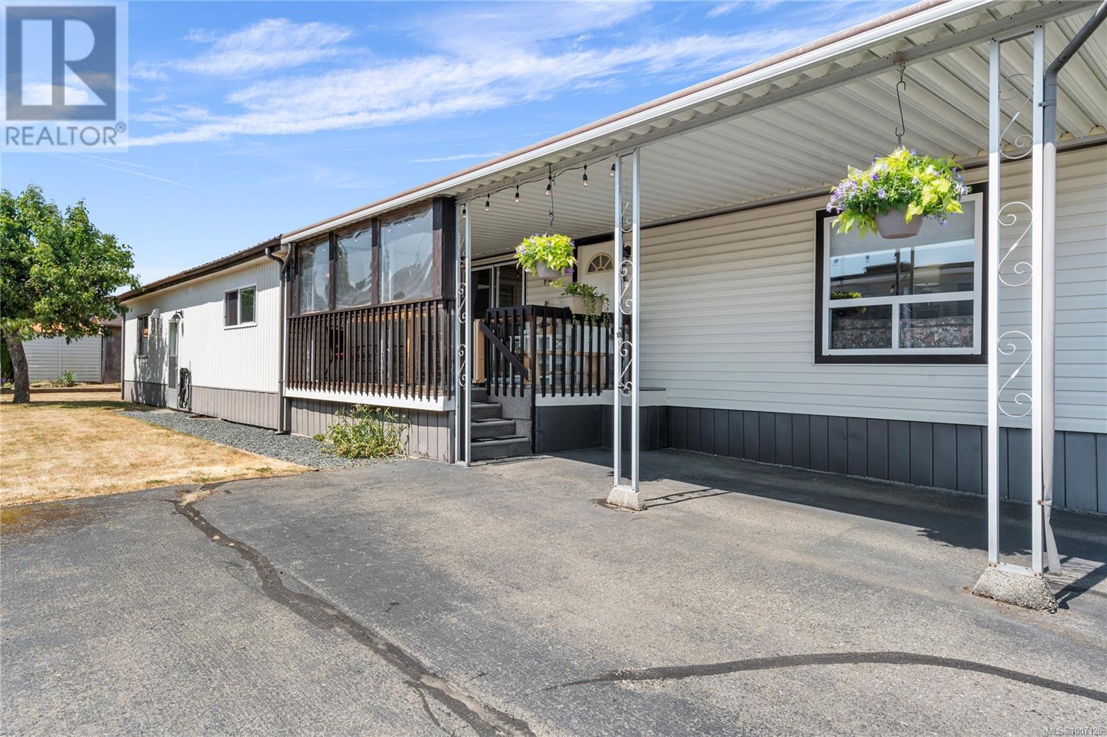 Photo 42 of 12 450 Stanford Ave E, Parksville BC